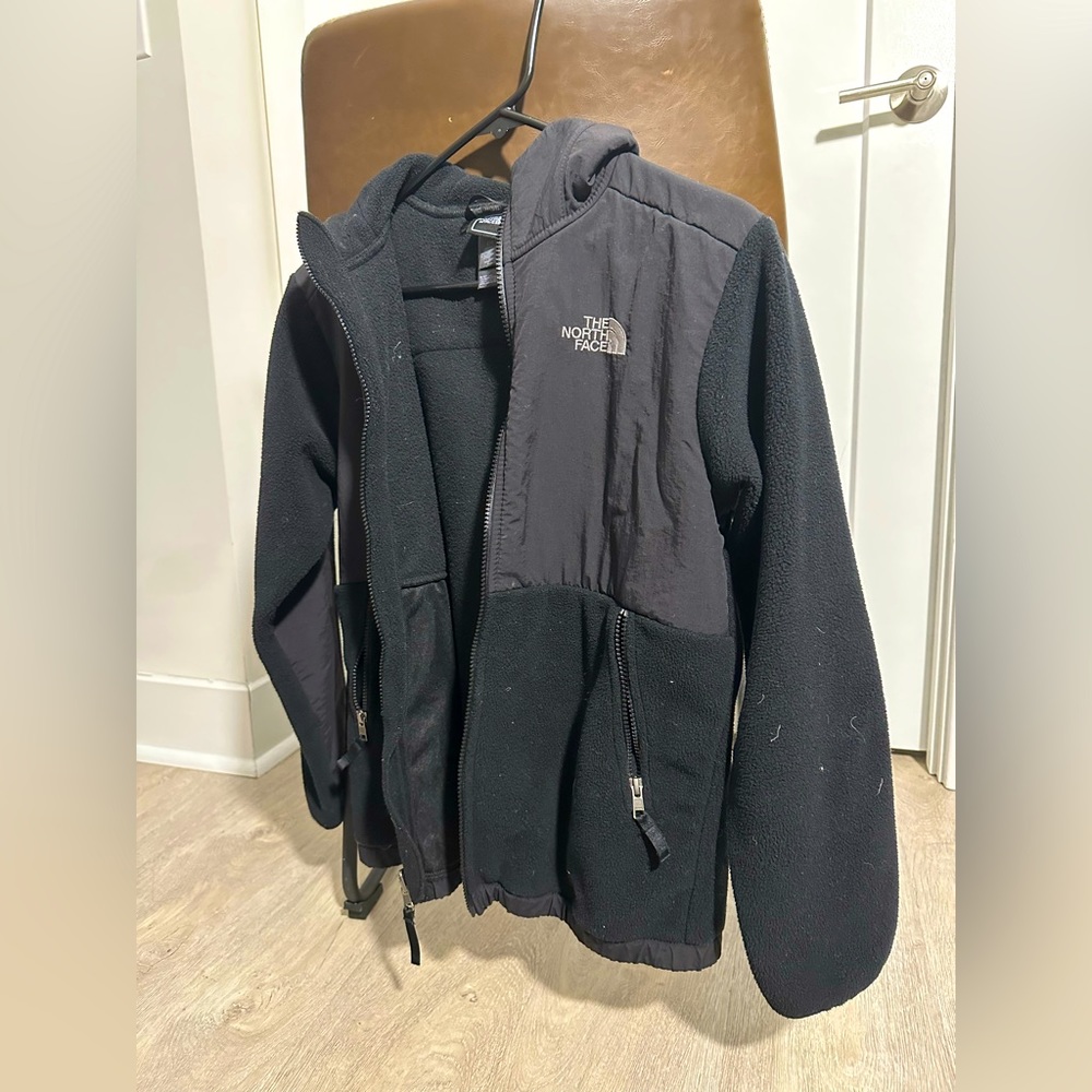 North Face fleece jacket with a hood! Good condition